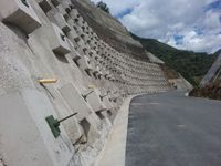 Dise&ntilde;o de sistemas de contenci&oacute;n y refuerzo de taludes